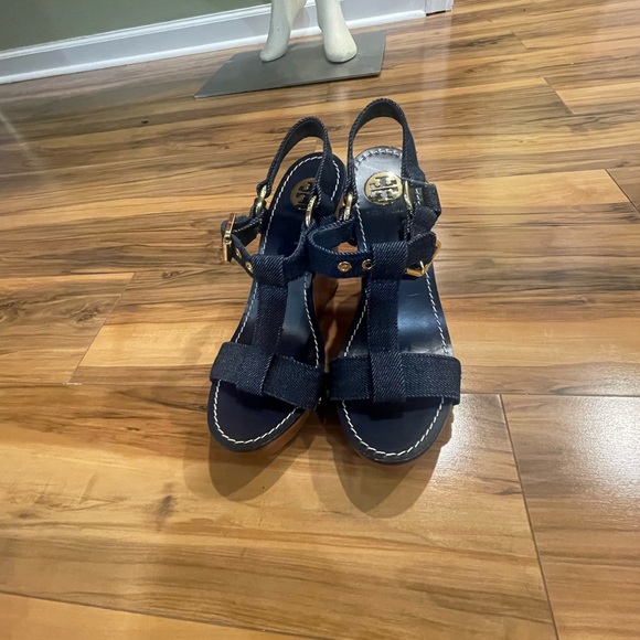 Tory Burch - Picture 4 of 9